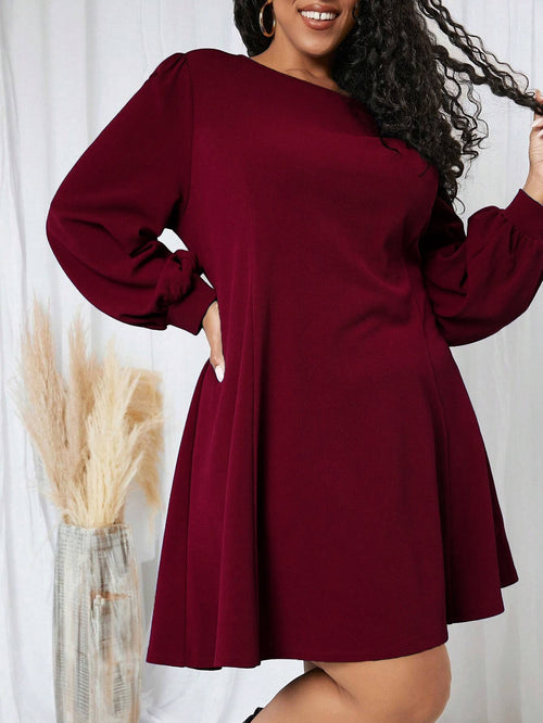 Largehem round neck long sleeved