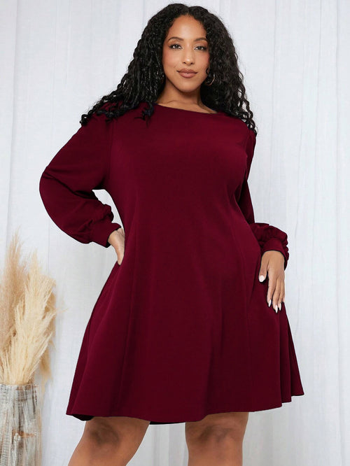 Largehem round neck long sleeved