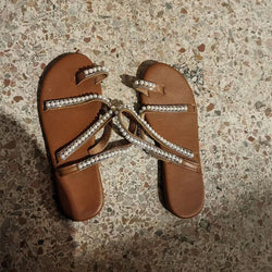 Summer Toe Sandals Women's Flat Bottom Rhinestone Large Beach Shoes
