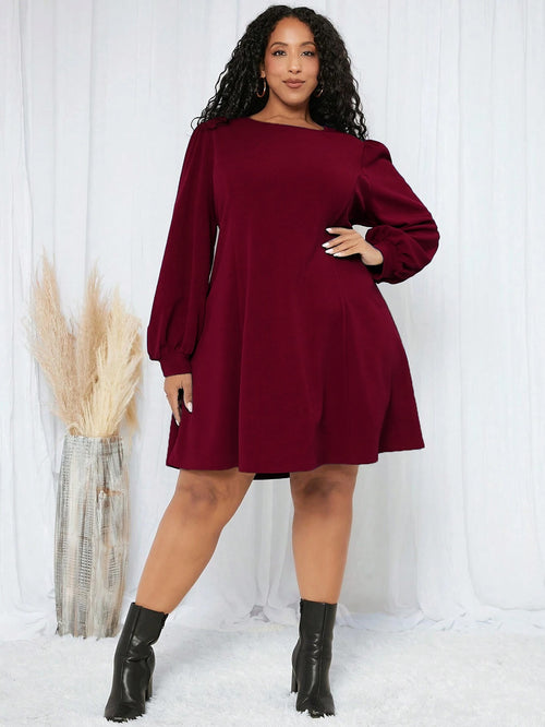 Largehem round neck long sleeved