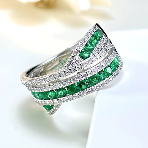 Emerald Row Love Interwoven 925 Silver Ring Light Luxury
