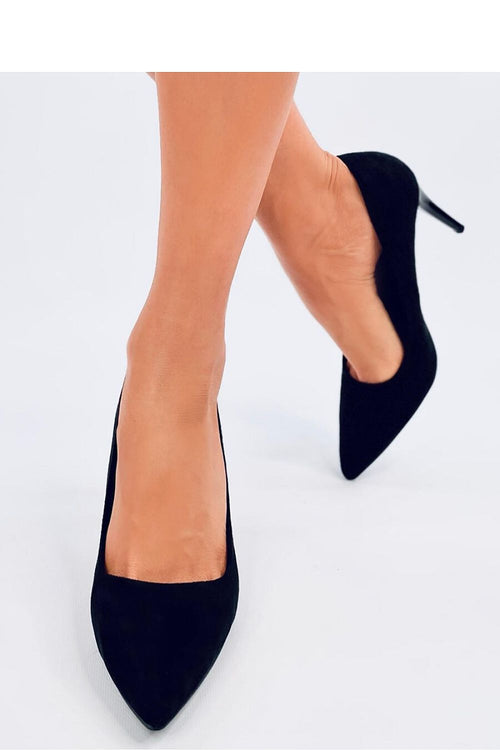 Tapered nose high heels