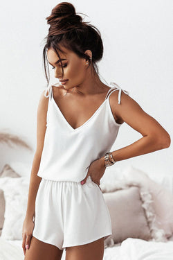 V-shaped neckline Pyjama