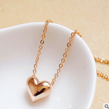 Korean necklace female fashion elegant sweet short necklace necklace love pendant clavicle chain