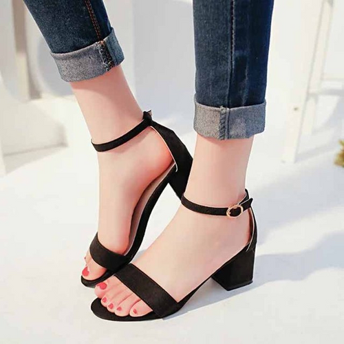 Sexy one word buckle female sandals Roman shoes