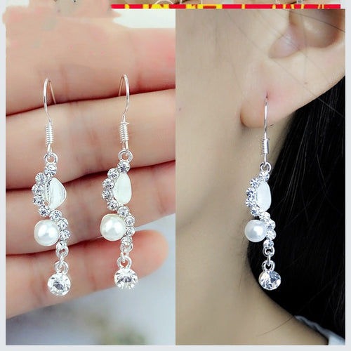 Female love tassel earrings